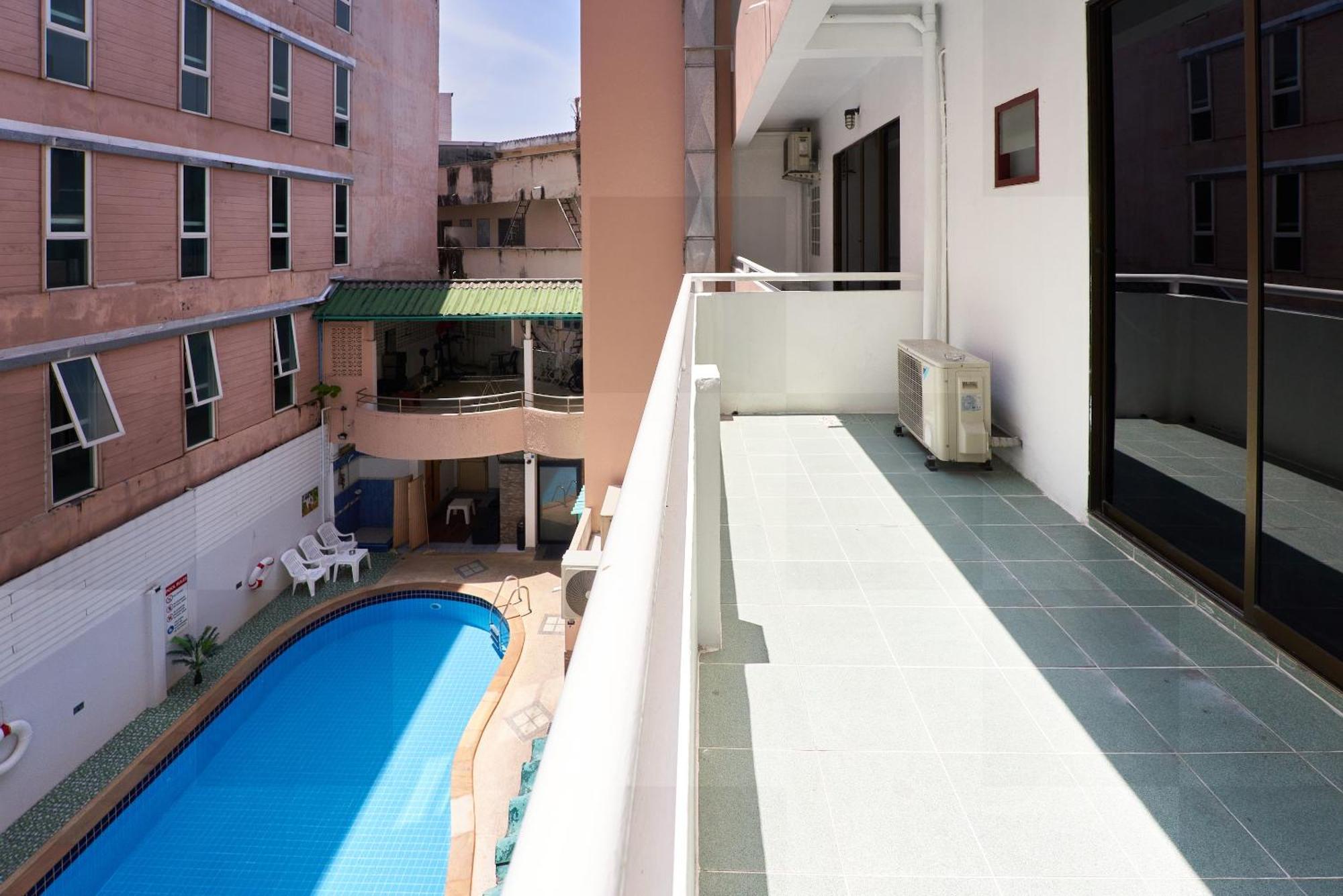 Lime Hotel Patong Szoba fotó