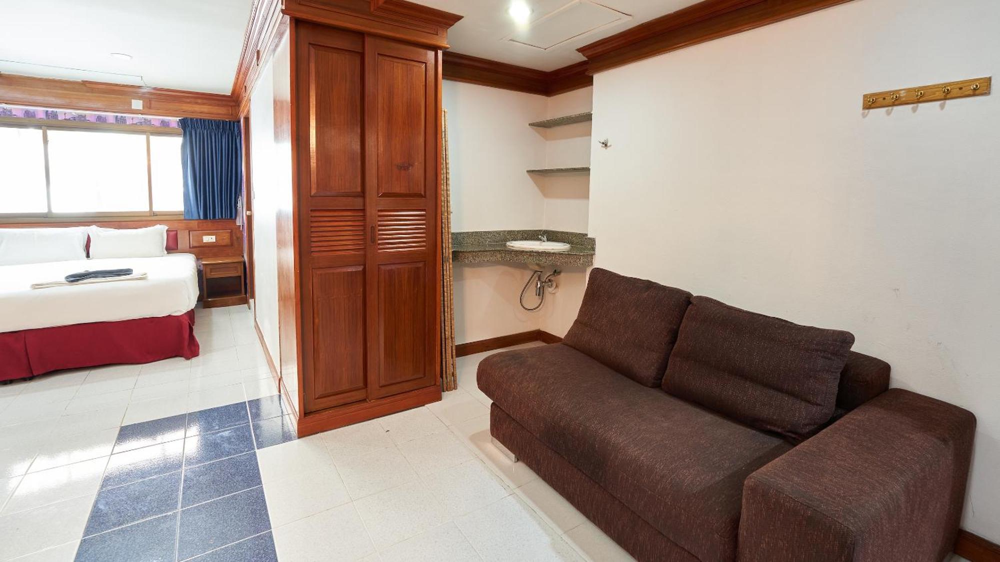 Lime Hotel Patong Szoba fotó