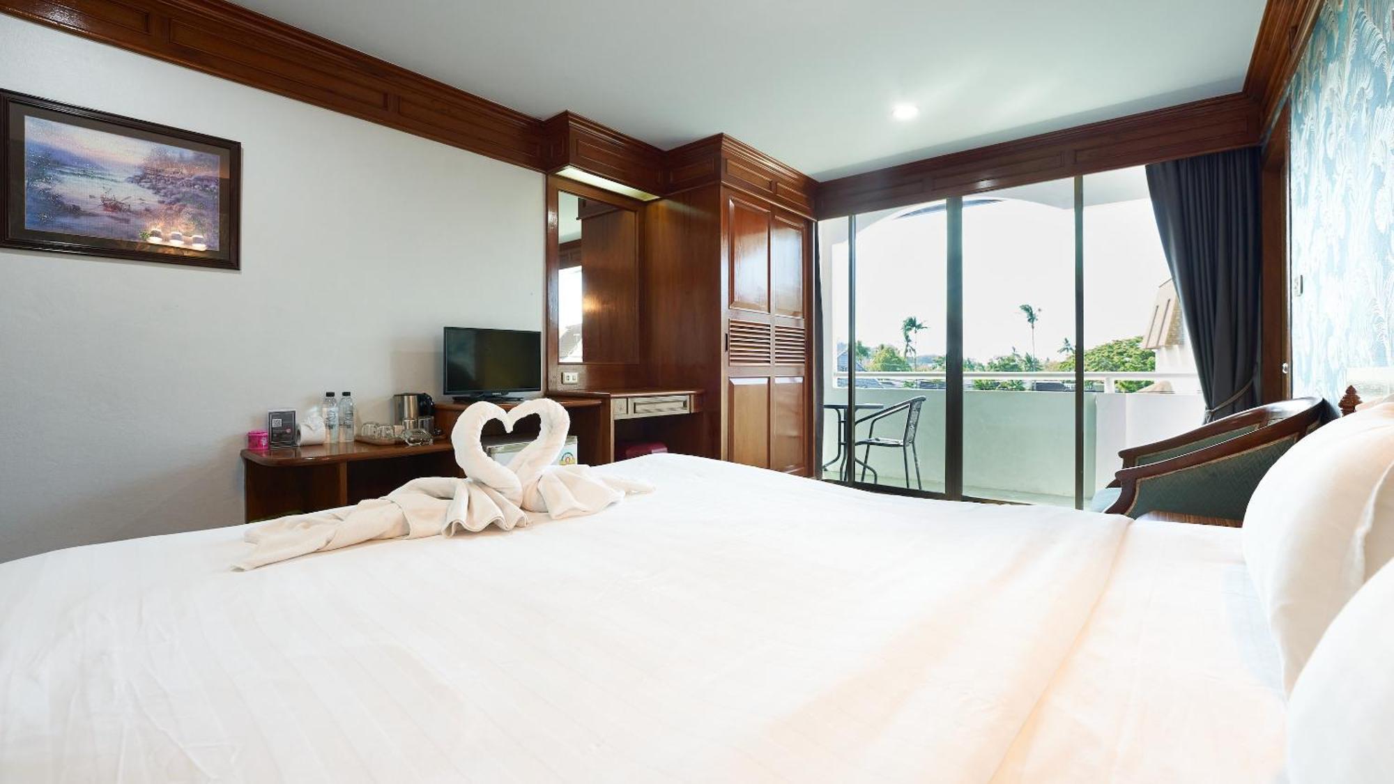 Lime Hotel Patong Szoba fotó