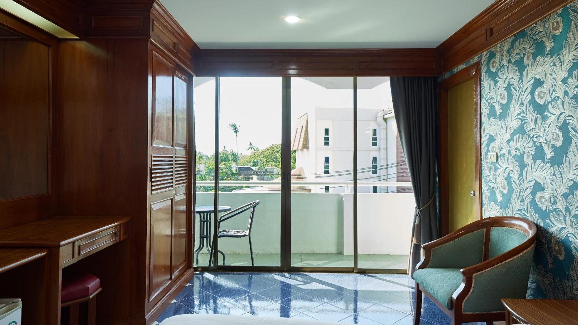 Lime Hotel Patong Szoba fotó
