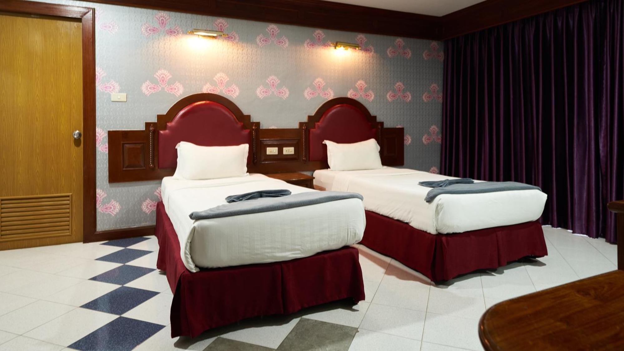Lime Hotel Patong Szoba fotó