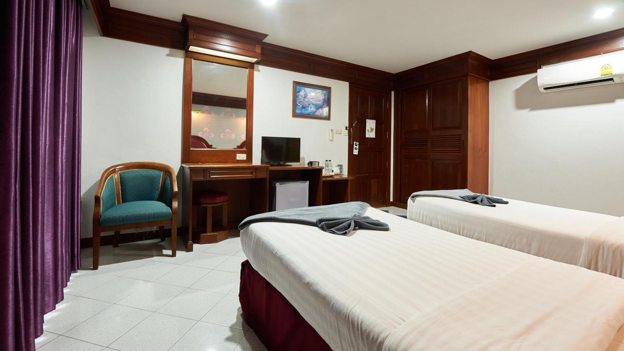 Lime Hotel Patong Szoba fotó