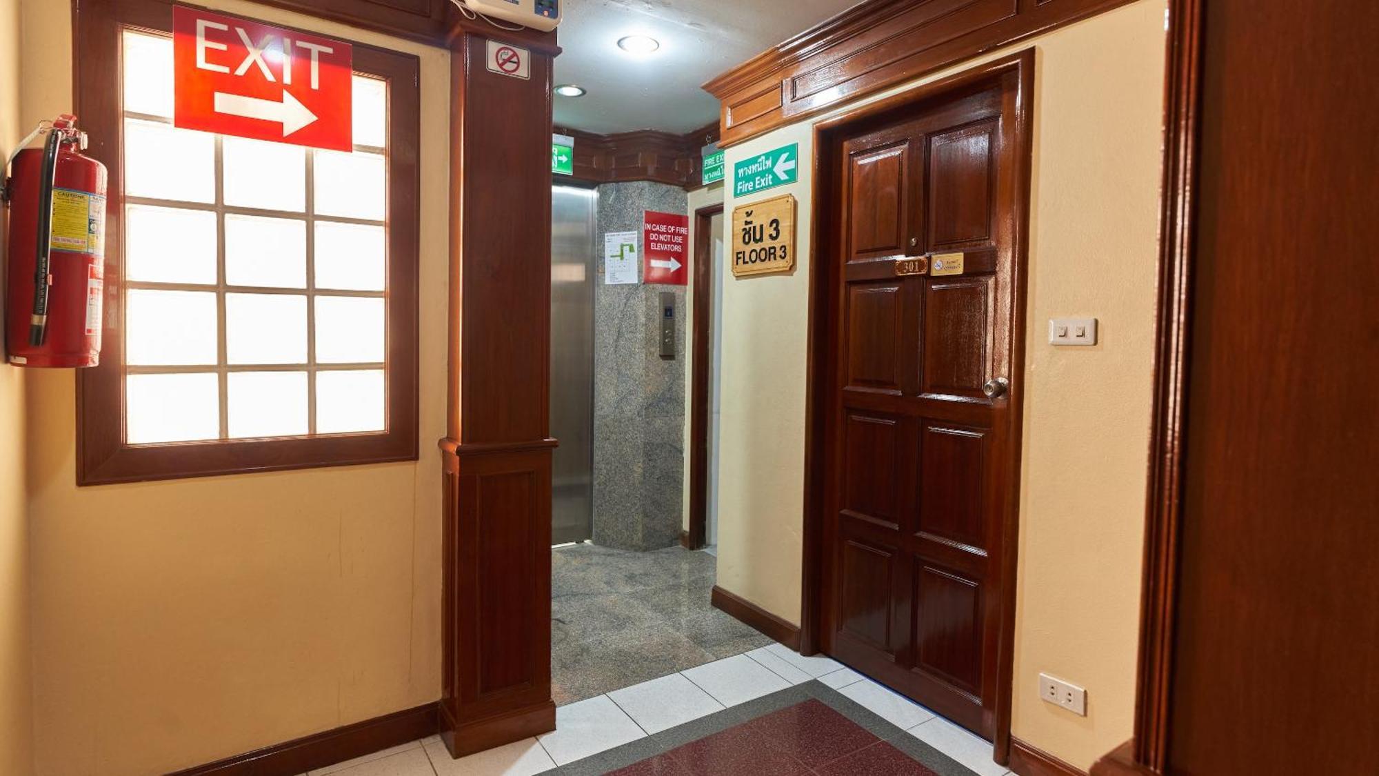 Lime Hotel Patong Kültér fotó